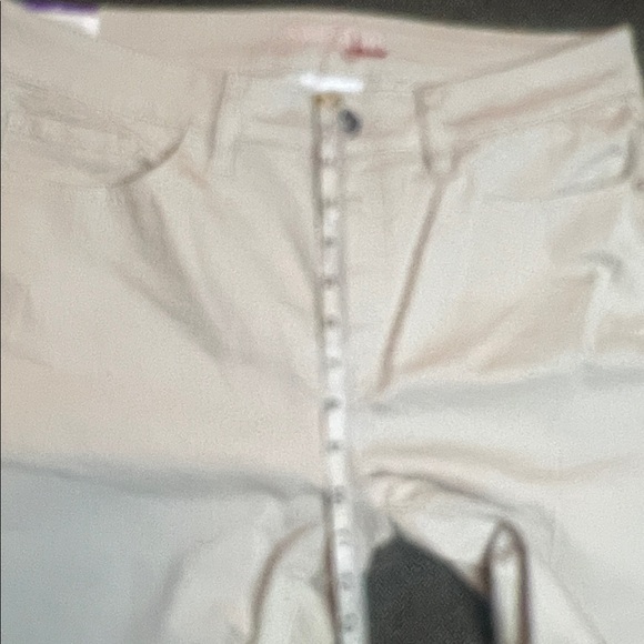 NWT Santana Tummy Control Jeans in Cream Rolled Cuff sz 14 - Picture 7 of 11